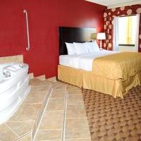 Hotel Clarion Inn & Suites