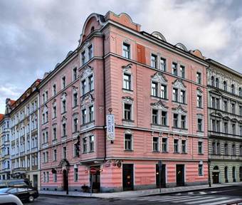 Hotel Caruso Prague