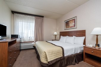 Hotel Ramada By Wyndham Fargo