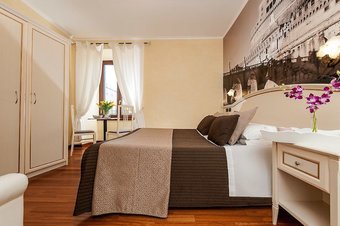 B&B Le Suite Di Via Catone