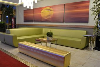 Howard Johnson Hotel By Wyndham Edmonton