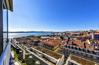 Apartamento Lovelystay - Full Sky In Chiado