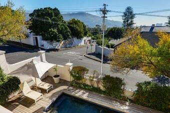 Victorian Manor House On Table Mountain