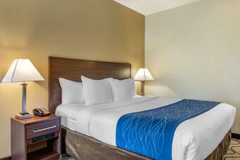 Hotel Clarion Inn & Suites John Wayne Airport