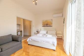 Apartamento Top Sightseeing 3rd Floor Studio On A Paved Road!