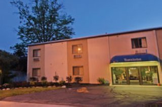 Motel Travelodge By Wyndham Cleveland Lakewood