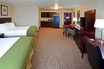 Holiday Inn Express Hotel & Suites Syracuse North Airport Area