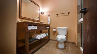 Best Western Plus Cimarron Hotel & Suites