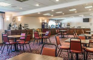 Hotel Clarion Inn & Suites Lake George