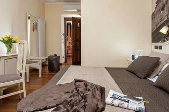 B&B Le Suite Di Via Catone