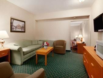 Hotel Travelodge Winnipeg East