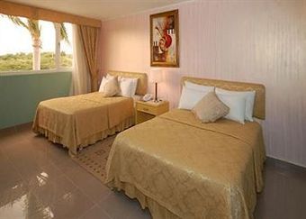 Clarion Hotel & Suites Curacao